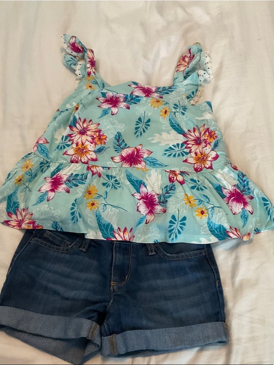 Haute Hippie Other - Haute Hippie Aqua Floral Ruffle Tank with Lace Straps and Denim Shorts